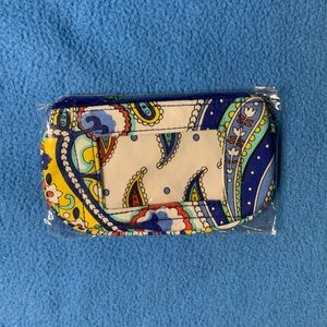 New in package Vera Bradley Marina Paisley Clip Zip ID wallet